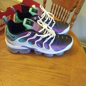 Air Vapormax Plus Grapes Sz. 10
